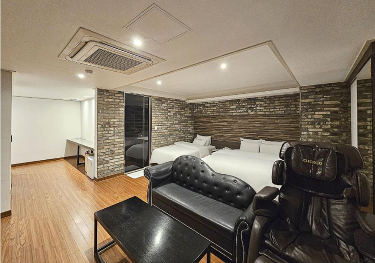 Regency Hotel Seongnam Exterior foto